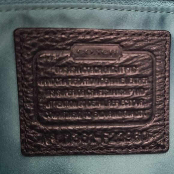 Coach Mid Size Black Shoulder Bag - Picture 9 of 10